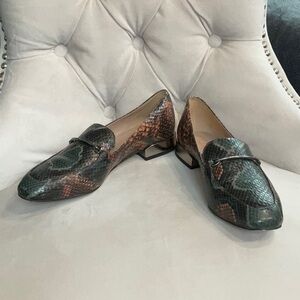 27 Edit Leather Flats / Loafers Size 7